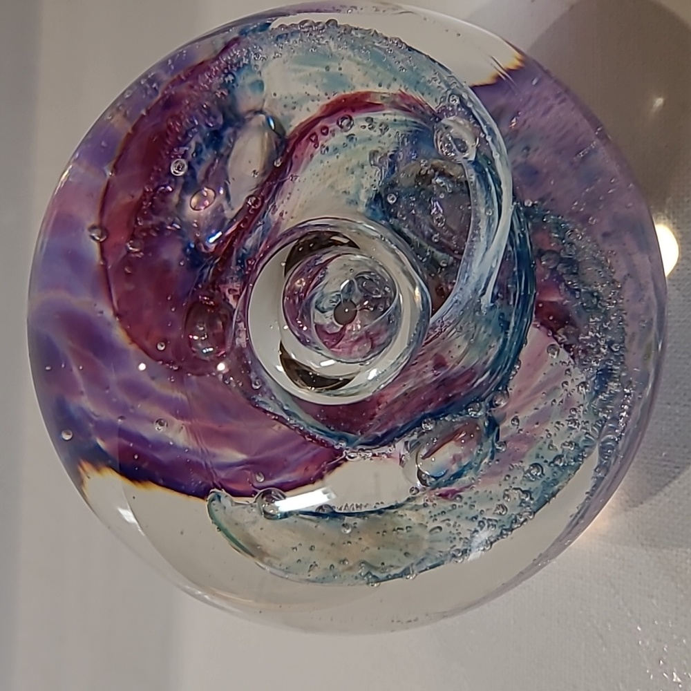 Vintage Selkirk Art glass paperweight Scotland. 1996 Timmy and laura sig…